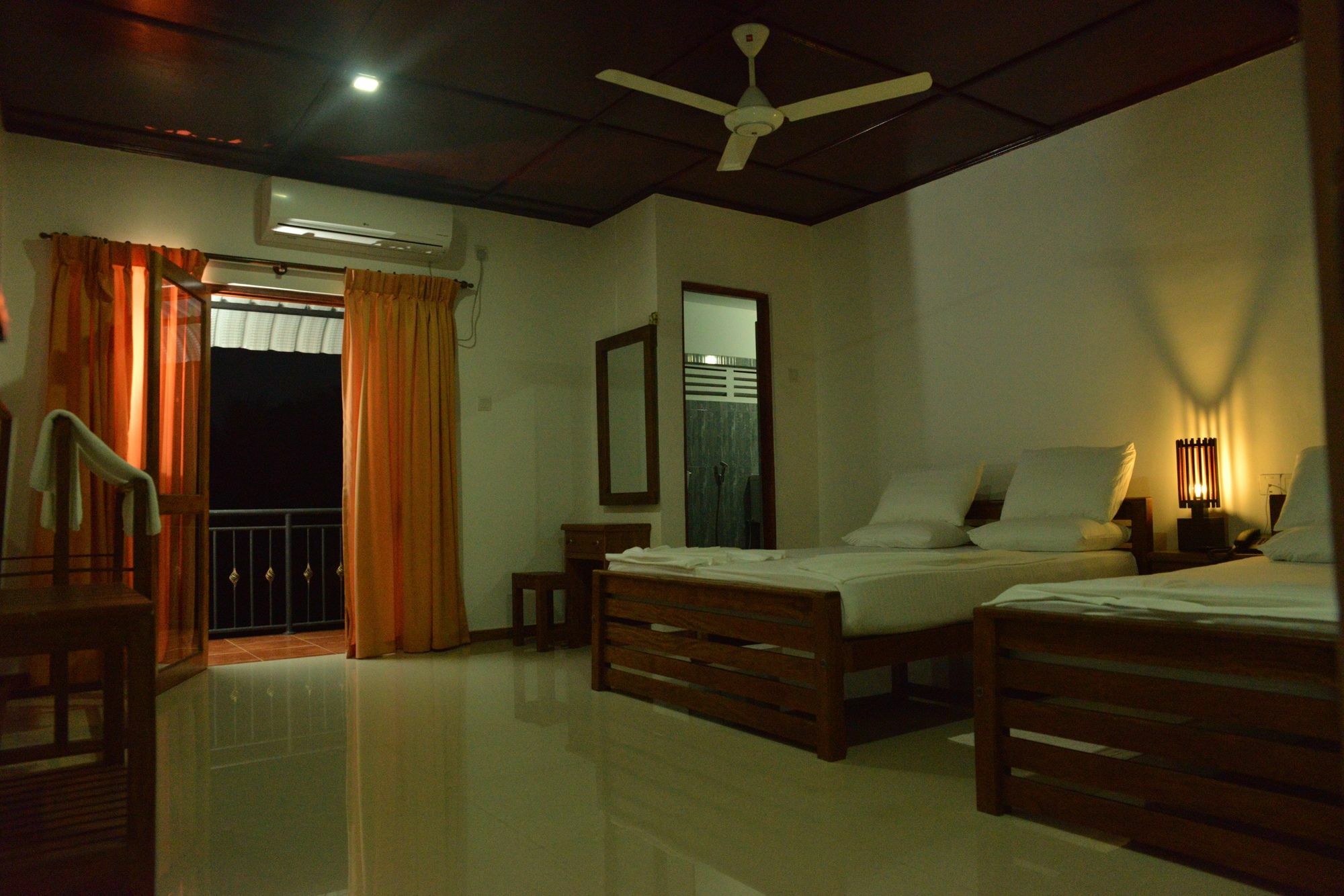 Rajarata Family Resort Анурадхапура Екстериор снимка